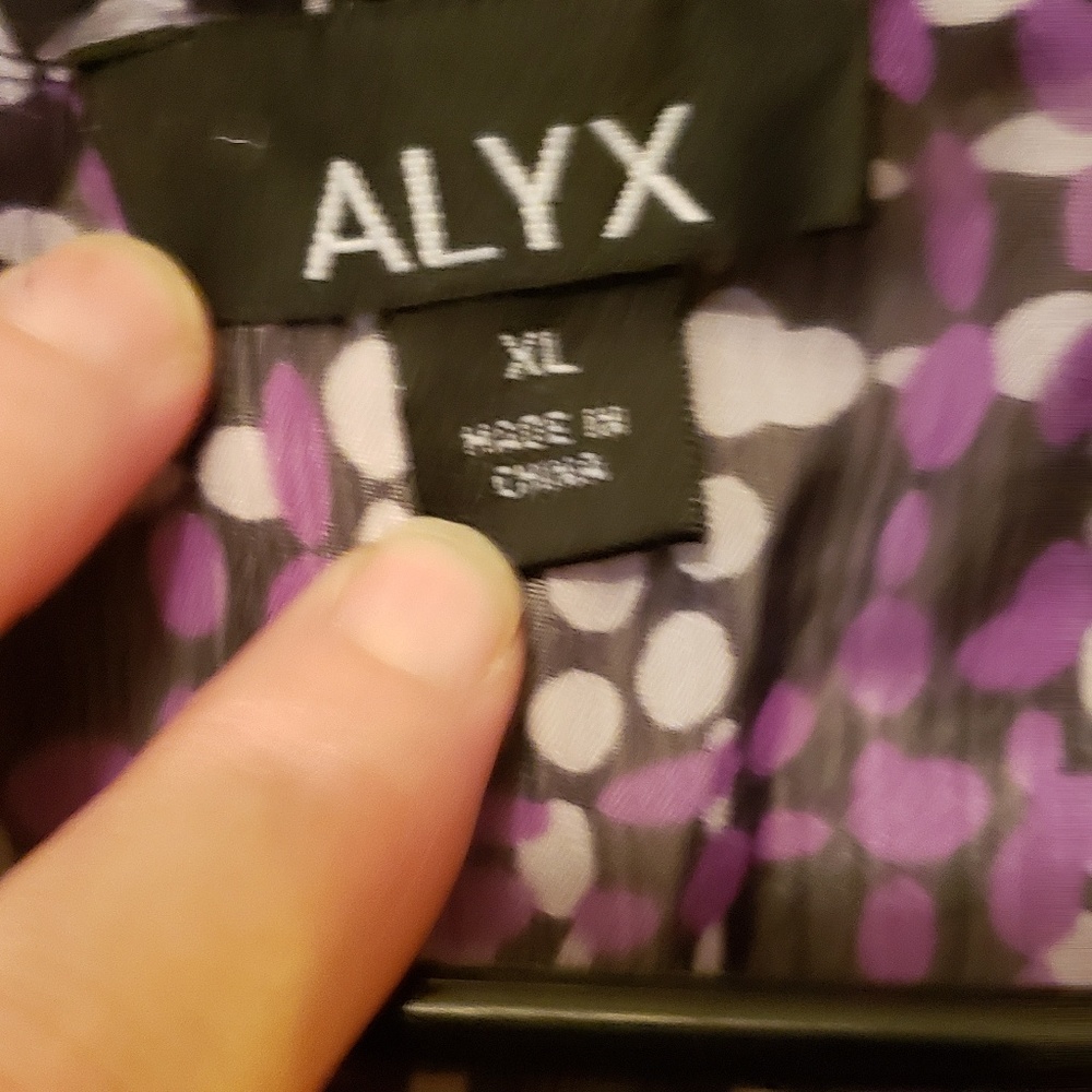 Blouse - Picture 3 of 5